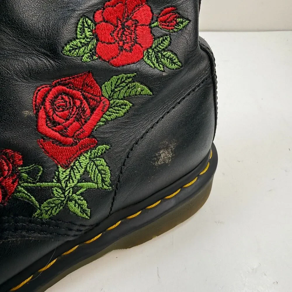 Dr Martens 1460 W Vonda Boots Women’s Size 9 Black Roses Floral Embroidered